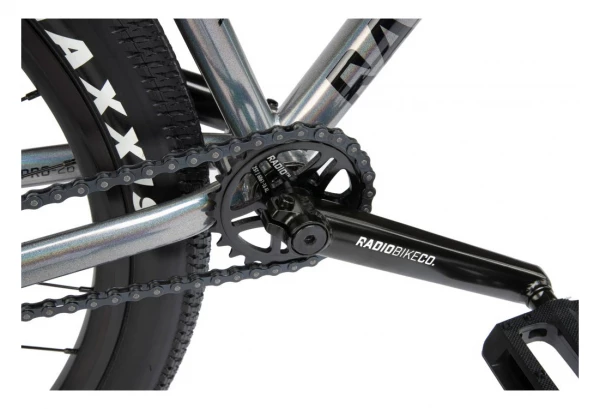 Vélo De Dirt Radio Bikes Asura Pro 26'' Argent 4 Vélo De Dirt Radio Bikes Asura Pro 26'' Argent – Image 4