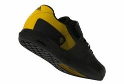 Chaussures VTT Adidas Five Ten Hellcat Pro CNoir/HAZYEL/Rouge -Vélos Soldes Boutique 18967385fe30de66de298.58295065
