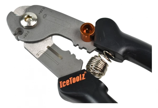 Pince Coupe Câbles Gaines Et Rayons IceToolz 67A5 Pour Shimano 2 Pince Coupe Câbles Gaines Et Rayons IceToolz 67A5 Pour Shimano – Image 2